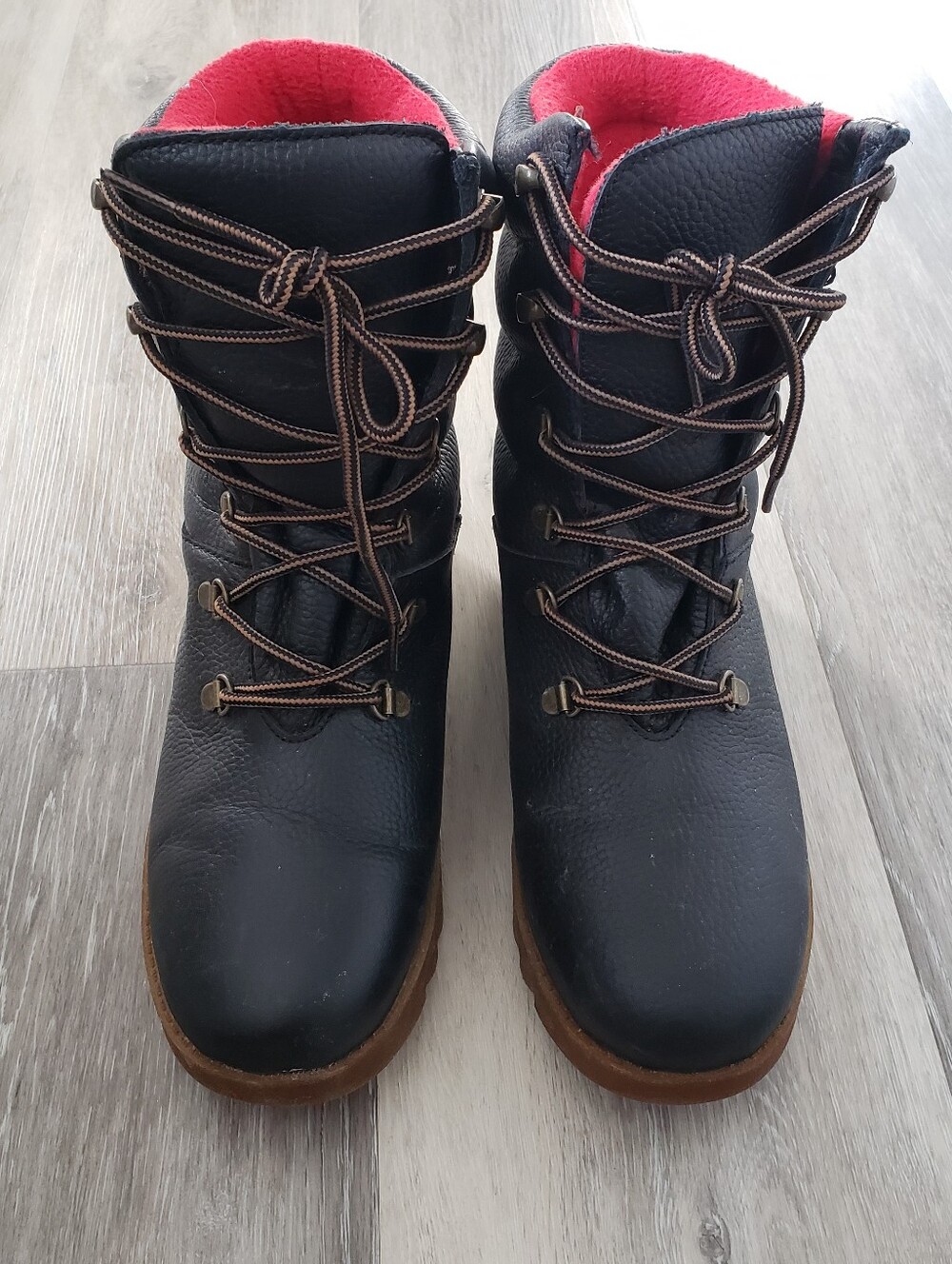 Cougar Winter Boots Size 9